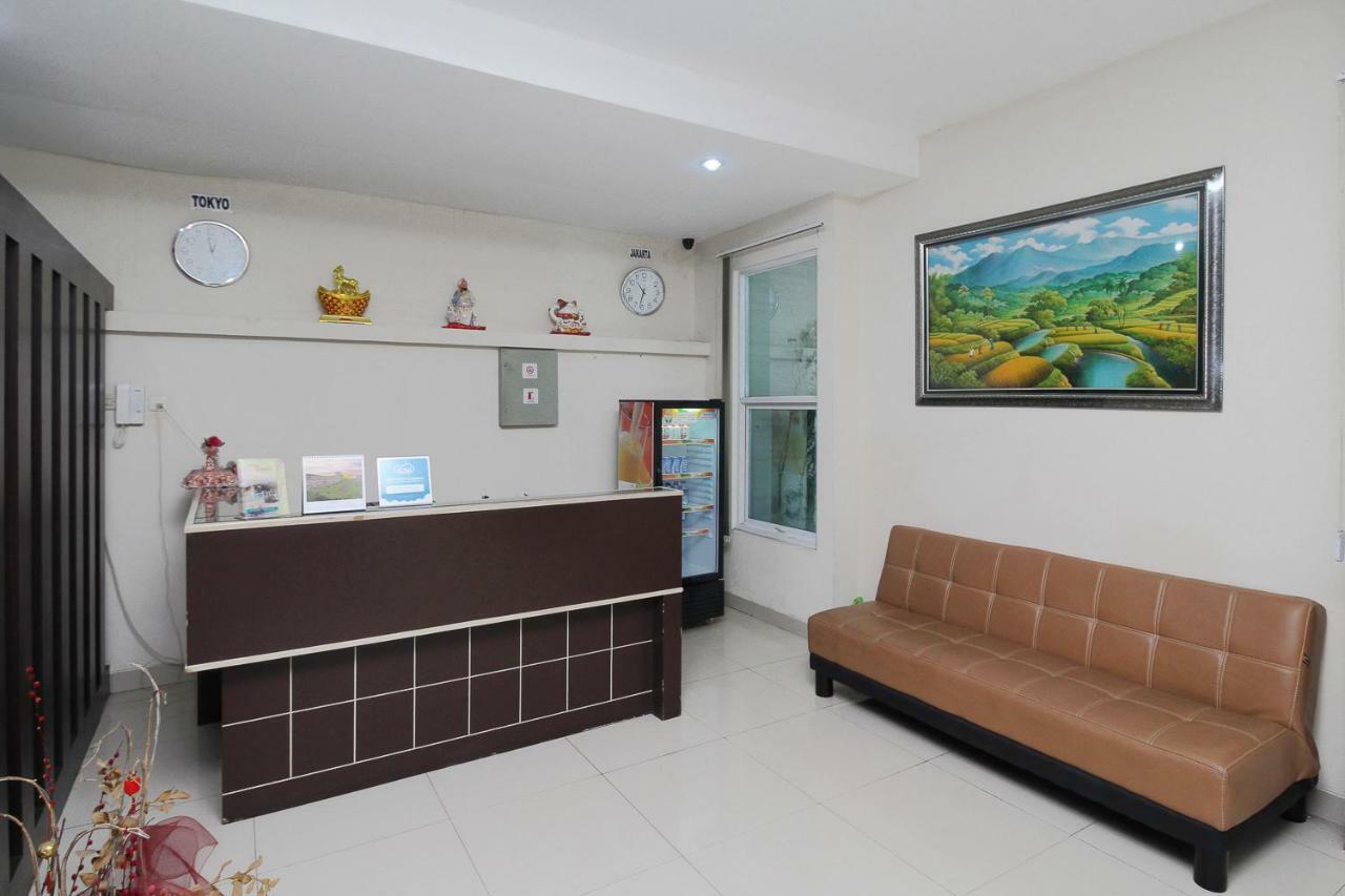 Blossom Resident Blok M Jakarta Exterior photo